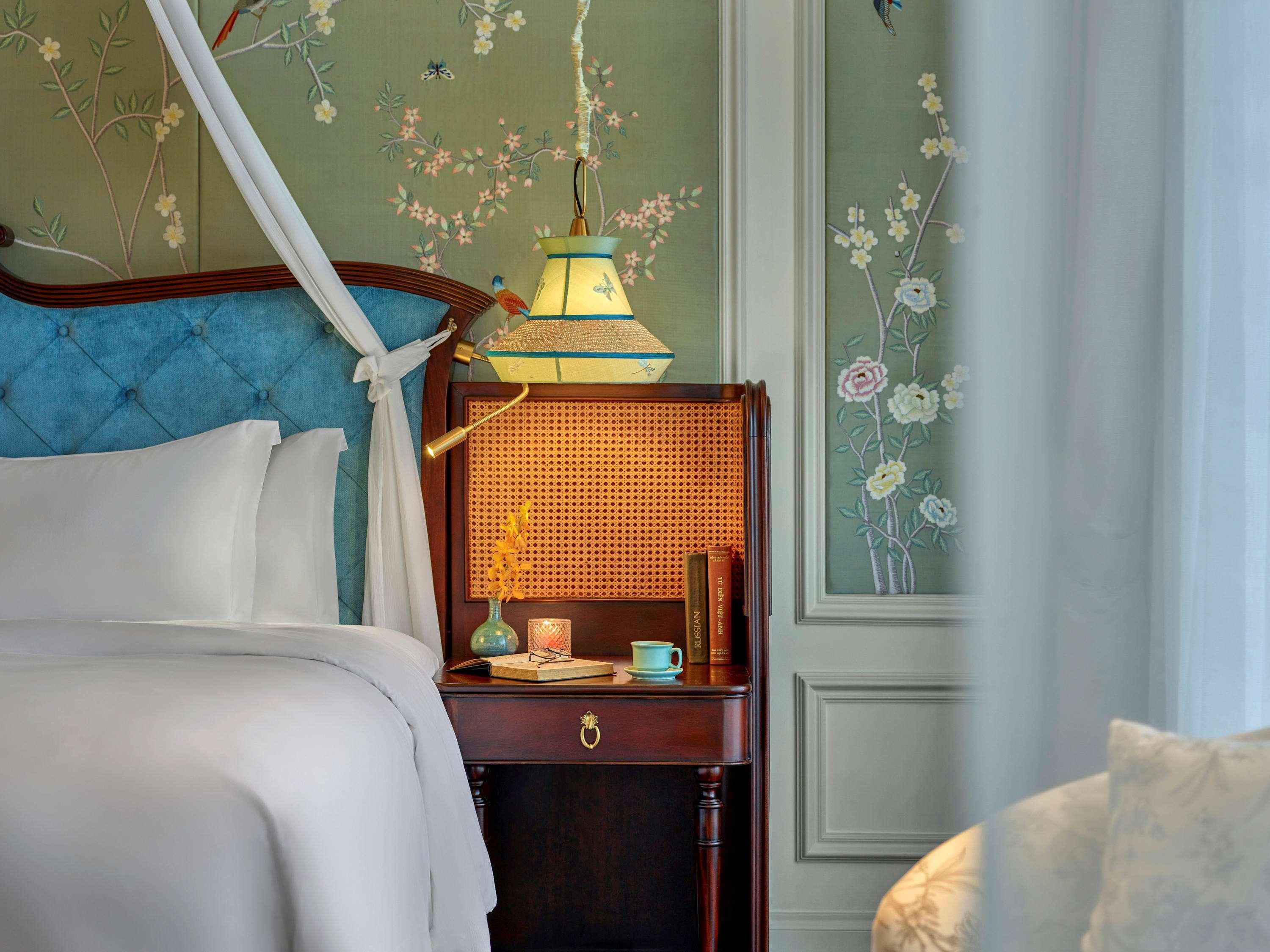 Hotel Perle D'Orient Cat Ba - Mgallery Chan Chau Esterno foto A bedroom at the Mandarin Oriental, Bangkok