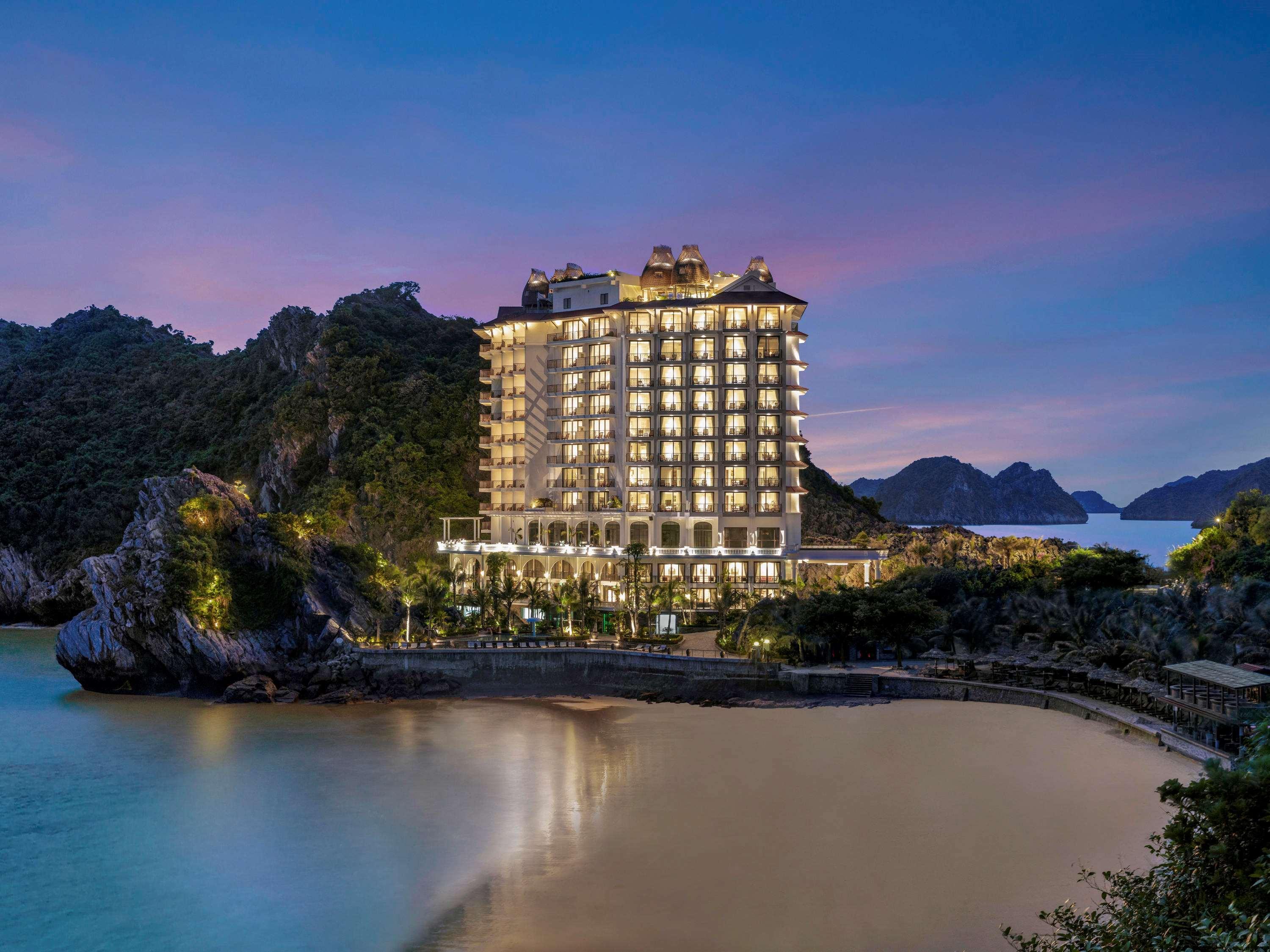 Hotel Perle D'Orient Cat Ba - Mgallery Chan Chau Esterno foto Vinpearl Hotel Nha Trang