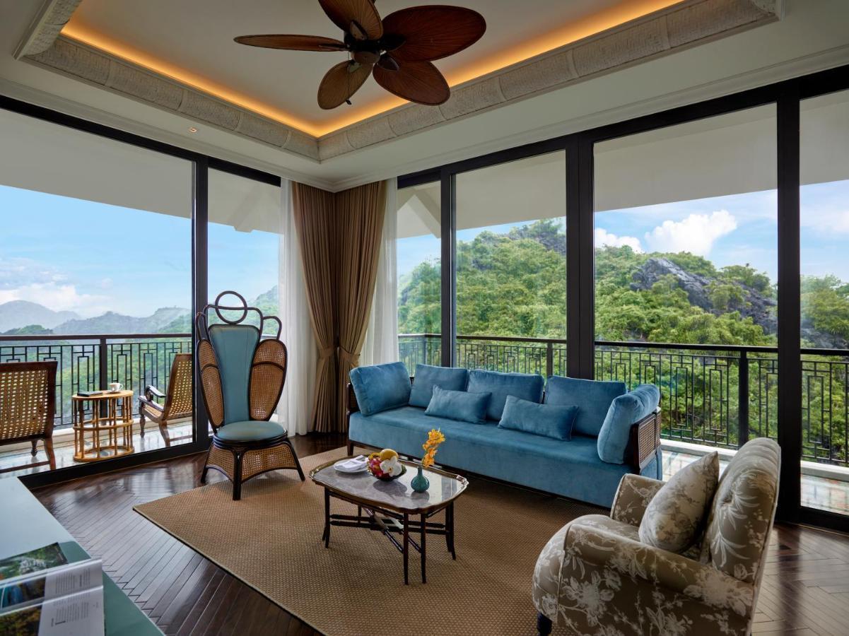 Hotel Perle D'Orient Cat Ba - Mgallery Chan Chau Esterno foto