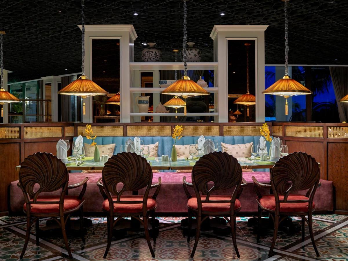 Hotel Perle D'Orient Cat Ba - Mgallery Chan Chau Esterno foto The interior of the restaurant